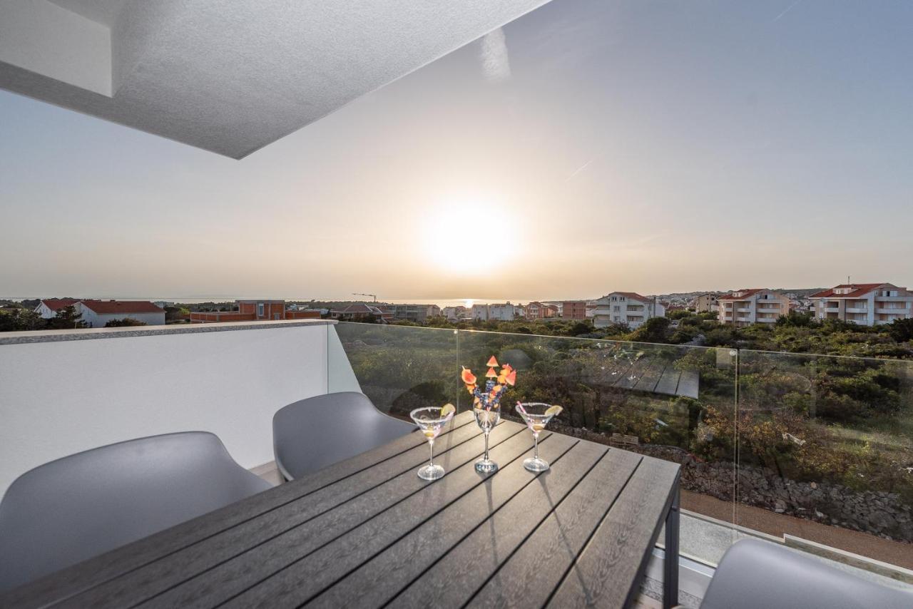 Apartments & Rooms Pool Villas Maris ノヴァリャ エクステリア 写真
